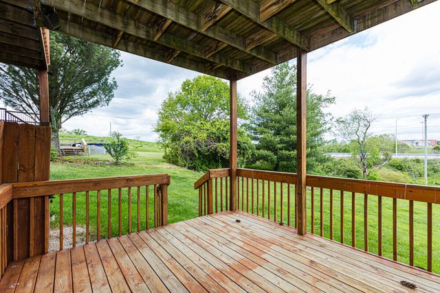 135 N Bold Forbes Boulevard, Georgetown, KY 40324