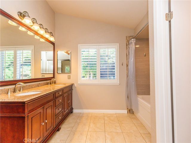 33 Chaparral Drive, Pomona, CA 91766