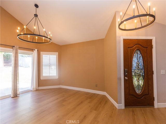 33 Chaparral Drive, Pomona, CA 91766