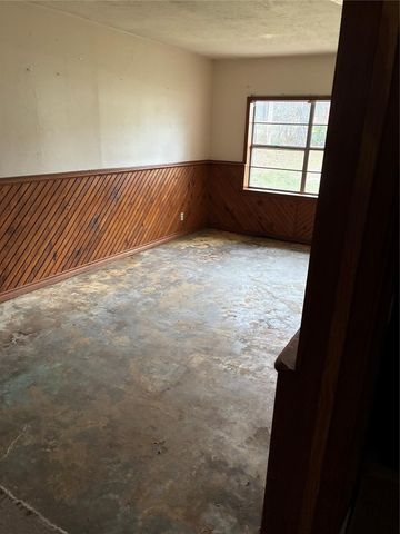 104 Sabine, Huntsville, TX 77320