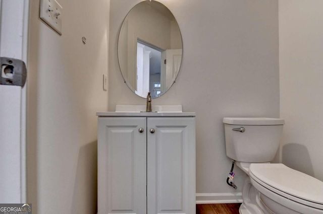 979 Parkside Wood Court, Lawrenceville, GA 30043