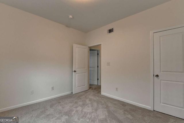 979 Parkside Wood Court, Lawrenceville, GA 30043