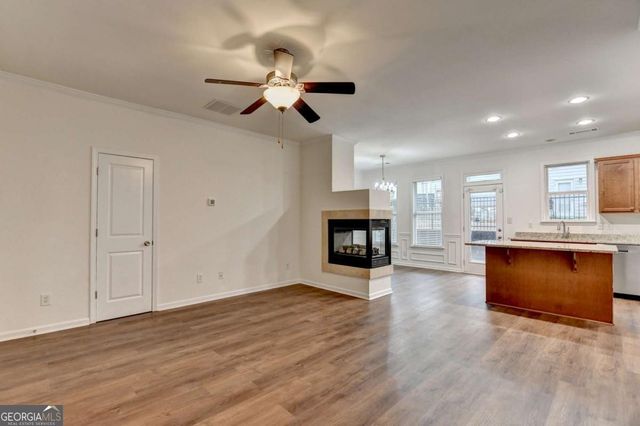 979 Parkside Wood Court, Lawrenceville, GA 30043