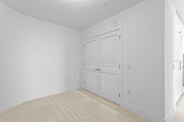 3015 S YSABELLA AVENUE 2002, Tampa, FL 33629