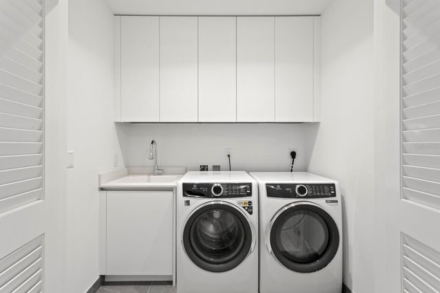 3015 S YSABELLA AVENUE 2002, Tampa, FL 33629