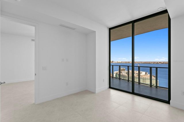 3015 S YSABELLA AVENUE 2002, Tampa, FL 33629