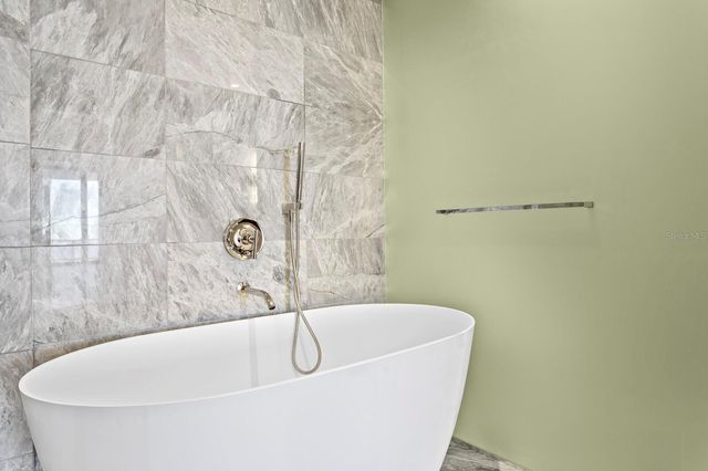 3015 S YSABELLA AVENUE 2002, Tampa, FL 33629