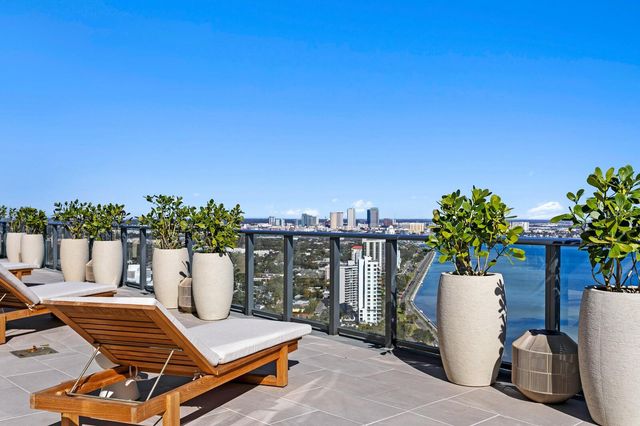 3015 S YSABELLA AVENUE 2002, Tampa, FL 33629