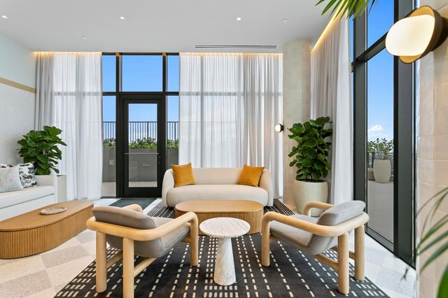 3015 S YSABELLA AVENUE 2002, Tampa, FL 33629