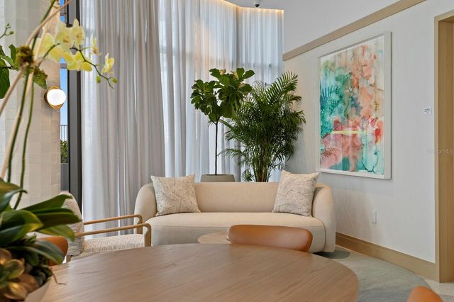 3015 S YSABELLA AVENUE 2002, Tampa, FL 33629