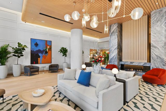 3015 S YSABELLA AVENUE 2002, Tampa, FL 33629