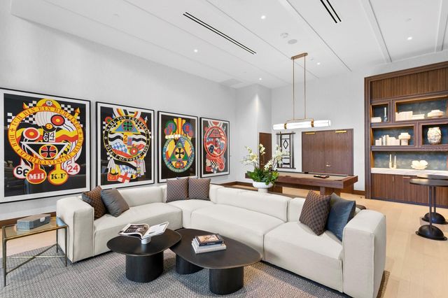 3015 S YSABELLA AVENUE 2002, Tampa, FL 33629