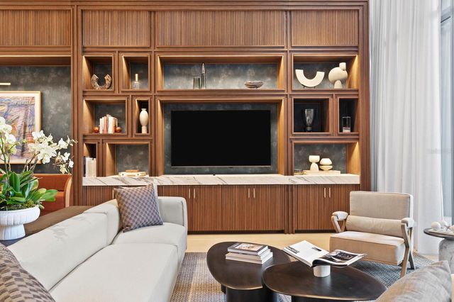 3015 S YSABELLA AVENUE 2002, Tampa, FL 33629