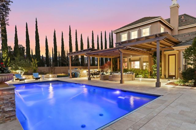 1625 Mission Avenida, Morgan Hill, CA 95037