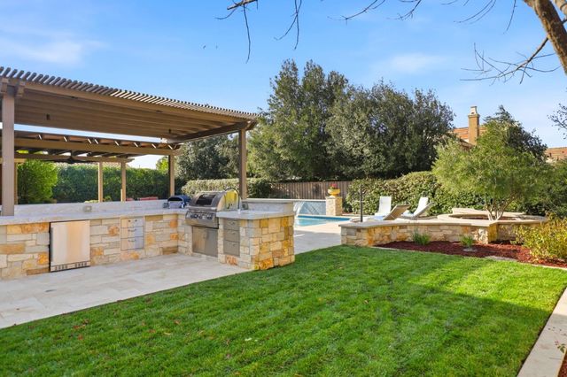 1625 Mission Avenida, Morgan Hill, CA 95037