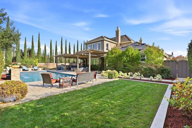 1625 Mission Avenida, Morgan Hill, CA 95037