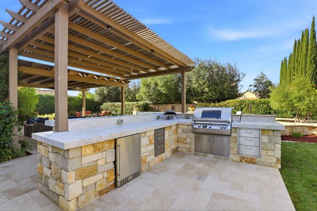 1625 Mission Avenida, Morgan Hill, CA 95037