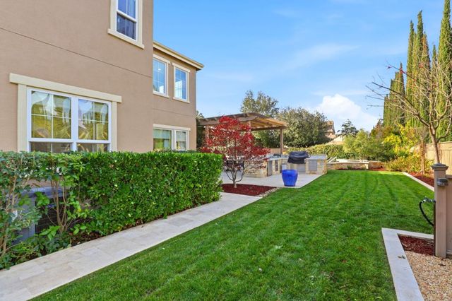 1625 Mission Avenida, Morgan Hill, CA 95037