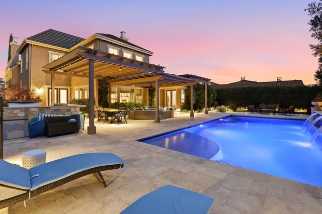 1625 Mission Avenida, Morgan Hill, CA 95037