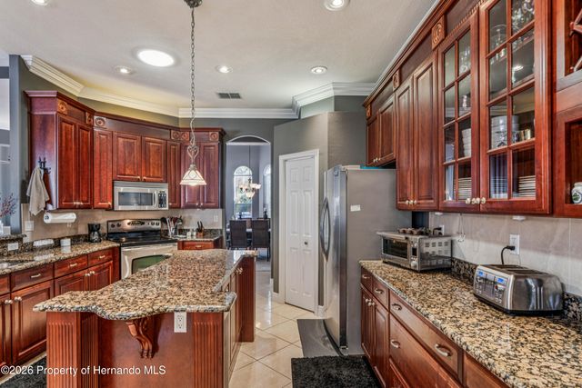 275 Planter Road, Spring Hill, FL 34606