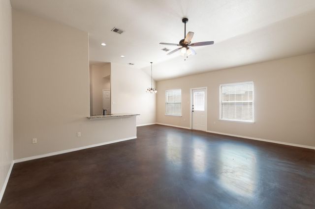 424 JACK RABBIT LN B, Buda, TX 78610