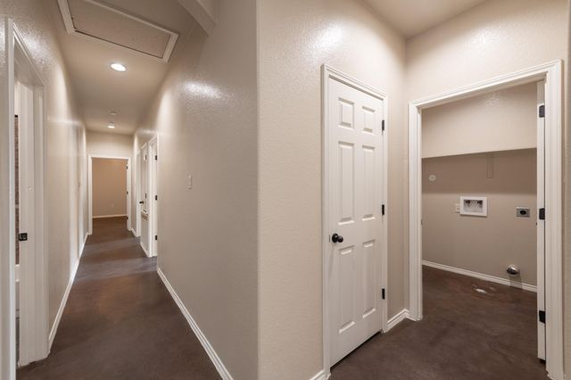 424 JACK RABBIT LN B, Buda, TX 78610