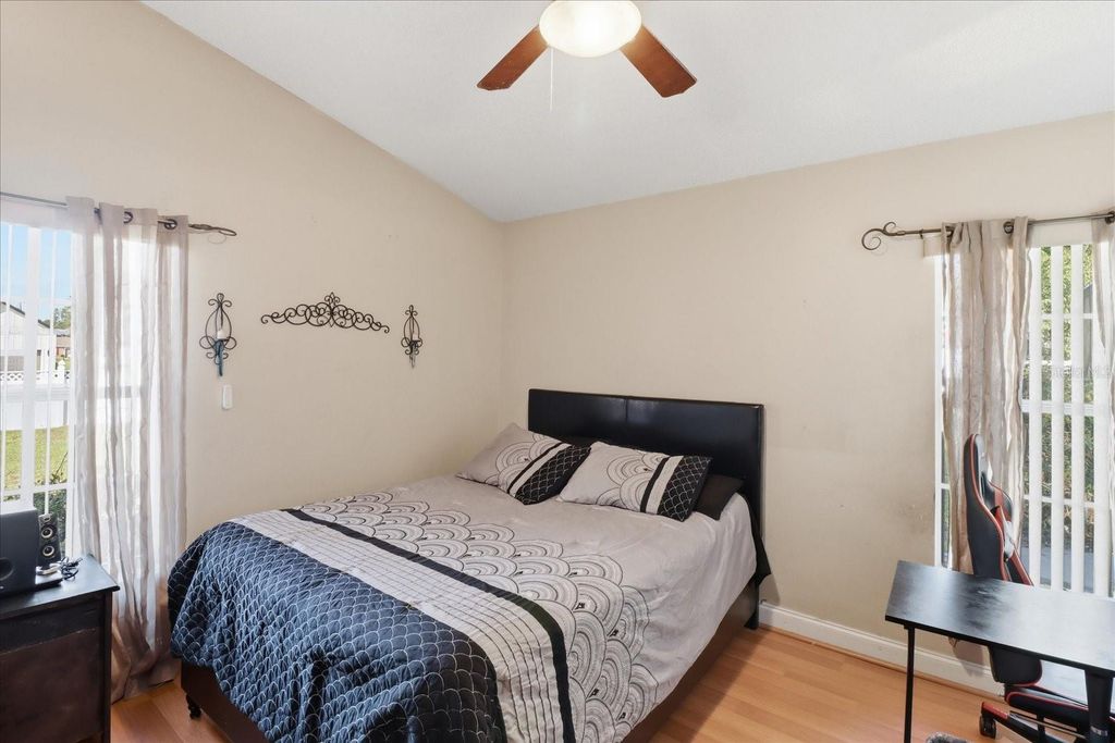 Image 19 of property listing at 13061 SW 77TH AVENUE, Ocala, FL 34473