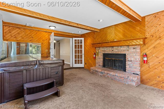 23950 Meadowbrook Road, Novi, MI 48375
