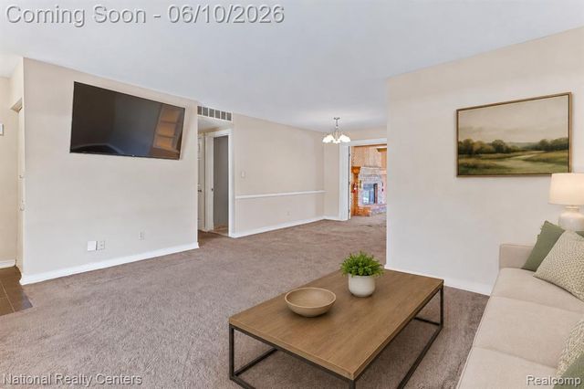 23950 Meadowbrook Road, Novi, MI 48375
