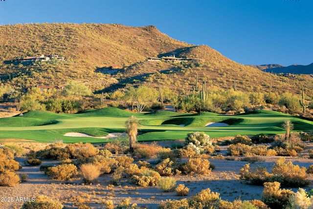 10651 E FERNWOOD Lane, Scottsdale, AZ 85262