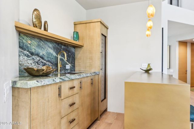 10651 E FERNWOOD Lane, Scottsdale, AZ 85262