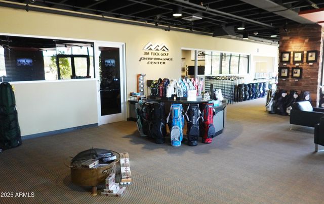 10651 E FERNWOOD Lane, Scottsdale, AZ 85262