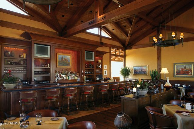 10651 E FERNWOOD Lane, Scottsdale, AZ 85262