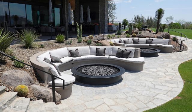 10651 E FERNWOOD Lane, Scottsdale, AZ 85262