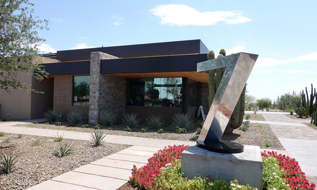 10651 E FERNWOOD Lane, Scottsdale, AZ 85262