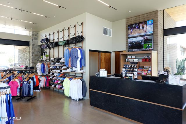 10651 E FERNWOOD Lane, Scottsdale, AZ 85262