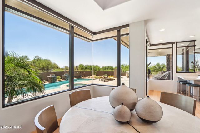 10651 E FERNWOOD Lane, Scottsdale, AZ 85262