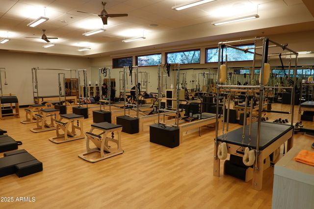 10651 E FERNWOOD Lane, Scottsdale, AZ 85262