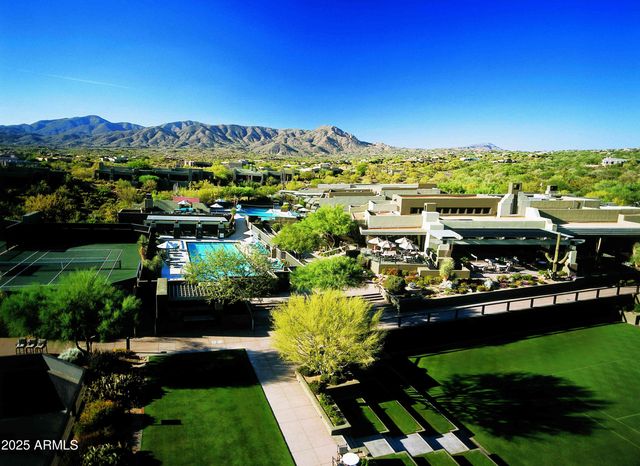 10651 E FERNWOOD Lane, Scottsdale, AZ 85262