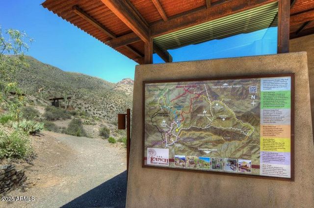 10651 E FERNWOOD Lane, Scottsdale, AZ 85262