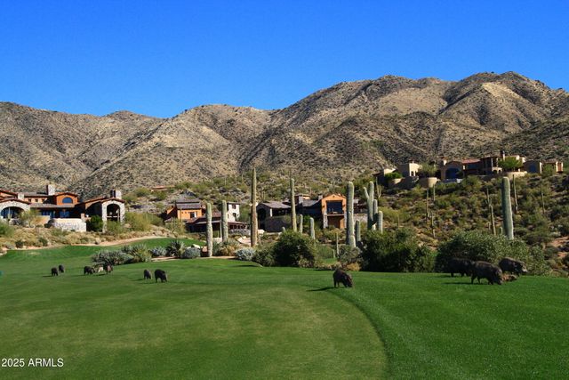 10651 E FERNWOOD Lane, Scottsdale, AZ 85262