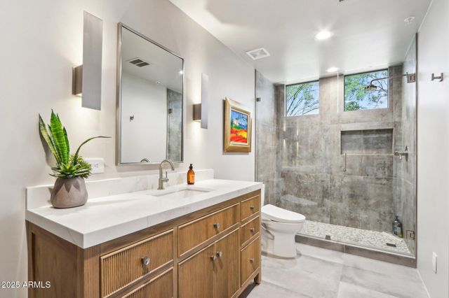 10651 E FERNWOOD Lane, Scottsdale, AZ 85262