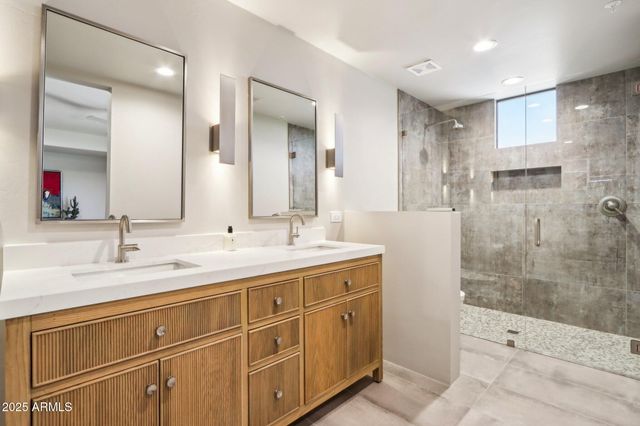 10651 E FERNWOOD Lane, Scottsdale, AZ 85262