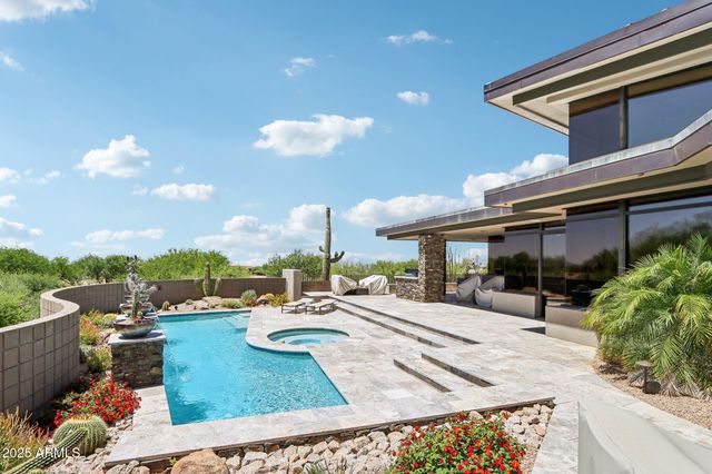 10651 E FERNWOOD Lane, Scottsdale, AZ 85262