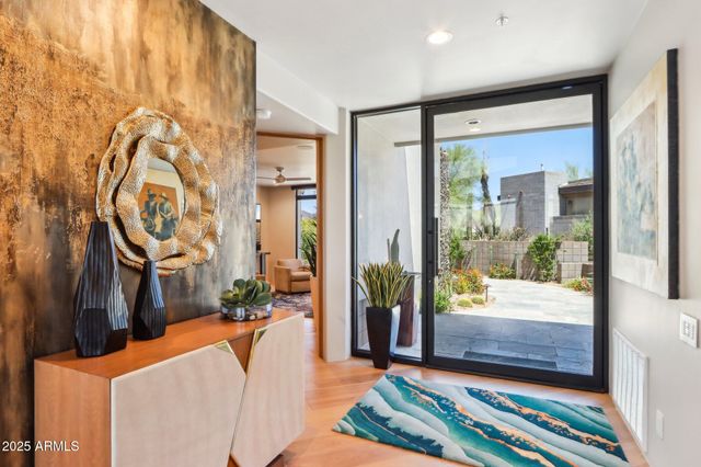 10651 E FERNWOOD Lane, Scottsdale, AZ 85262