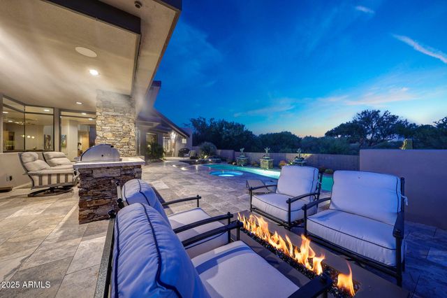 10651 E FERNWOOD Lane, Scottsdale, AZ 85262