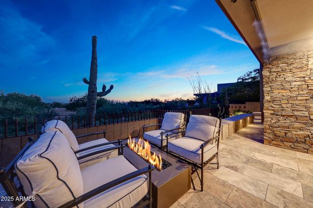 10651 E FERNWOOD Lane, Scottsdale, AZ 85262