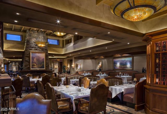 10651 E FERNWOOD Lane, Scottsdale, AZ 85262