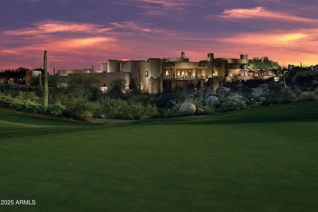 10651 E FERNWOOD Lane, Scottsdale, AZ 85262