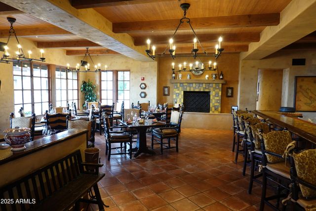 10651 E FERNWOOD Lane, Scottsdale, AZ 85262